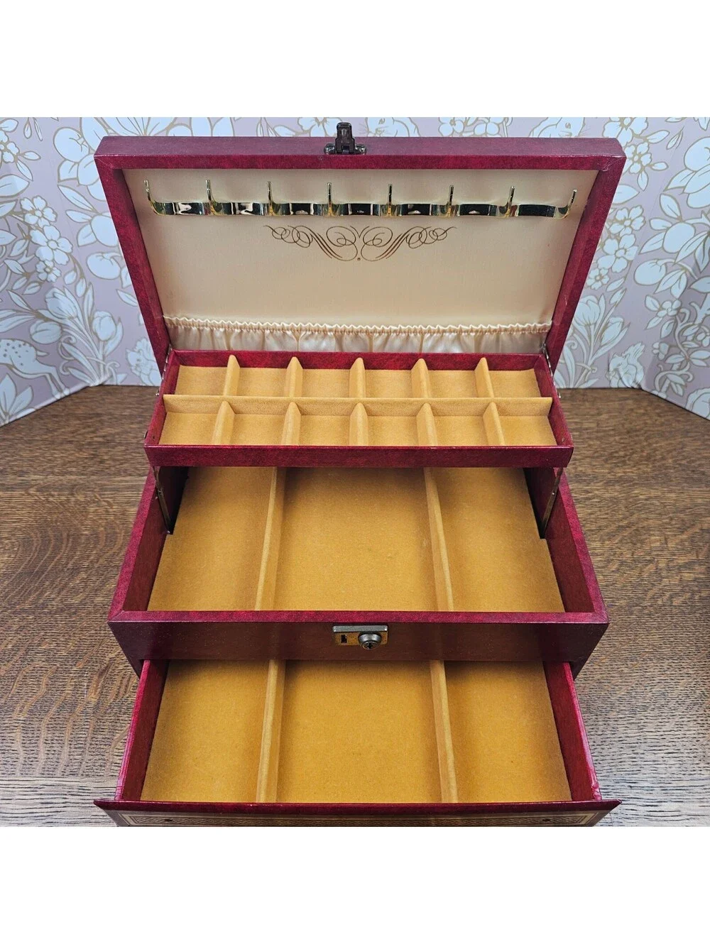 Vintage Mele Jewelry Box Burgundy Gold Tooled 2 Tier Locking Original Key